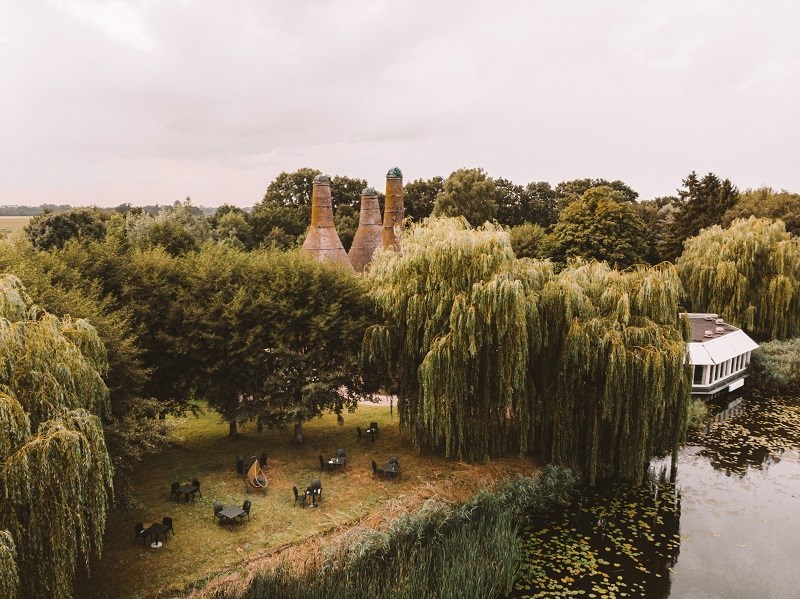 Vergaderen bij de Kalkovens in Drenthe