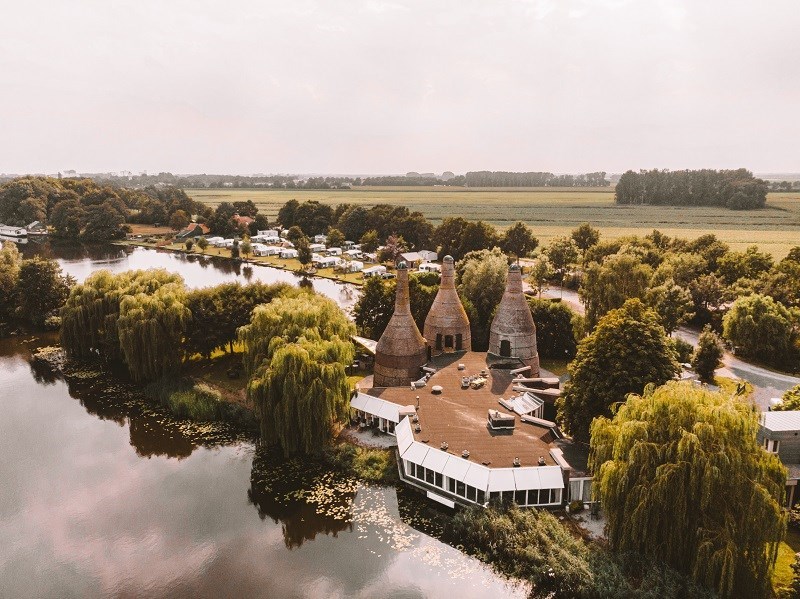 Vergaderen bij de Kalkovens in Drenthe