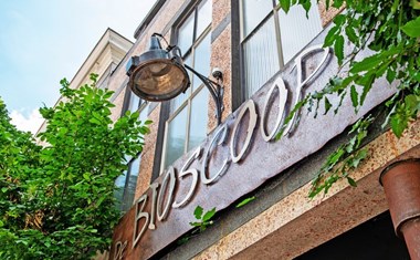 Vergaderen in een voormalige Bioscoop Vergaderen in een voormalige Bioscoop