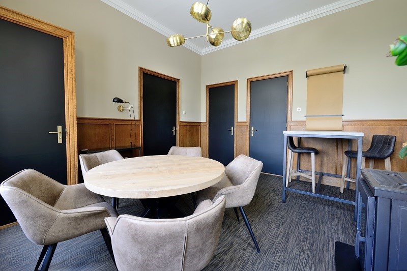 Vergaderen in een Pastorie in Bergeijk