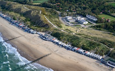 Vergaderen en overnachten op 50 meter van het strand Vergaderen en overnachten op 50 meter van het strand