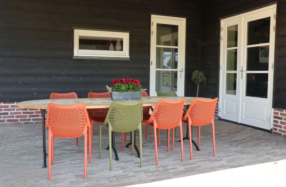 Vergaderen in een Kippenschuur