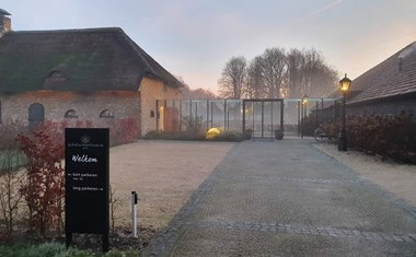 Vergaderen en overnachten in een rustiek hotel in een landelijke omgeving Vergaderen en overnachten in een rustiek hotel in een landelijke omgeving