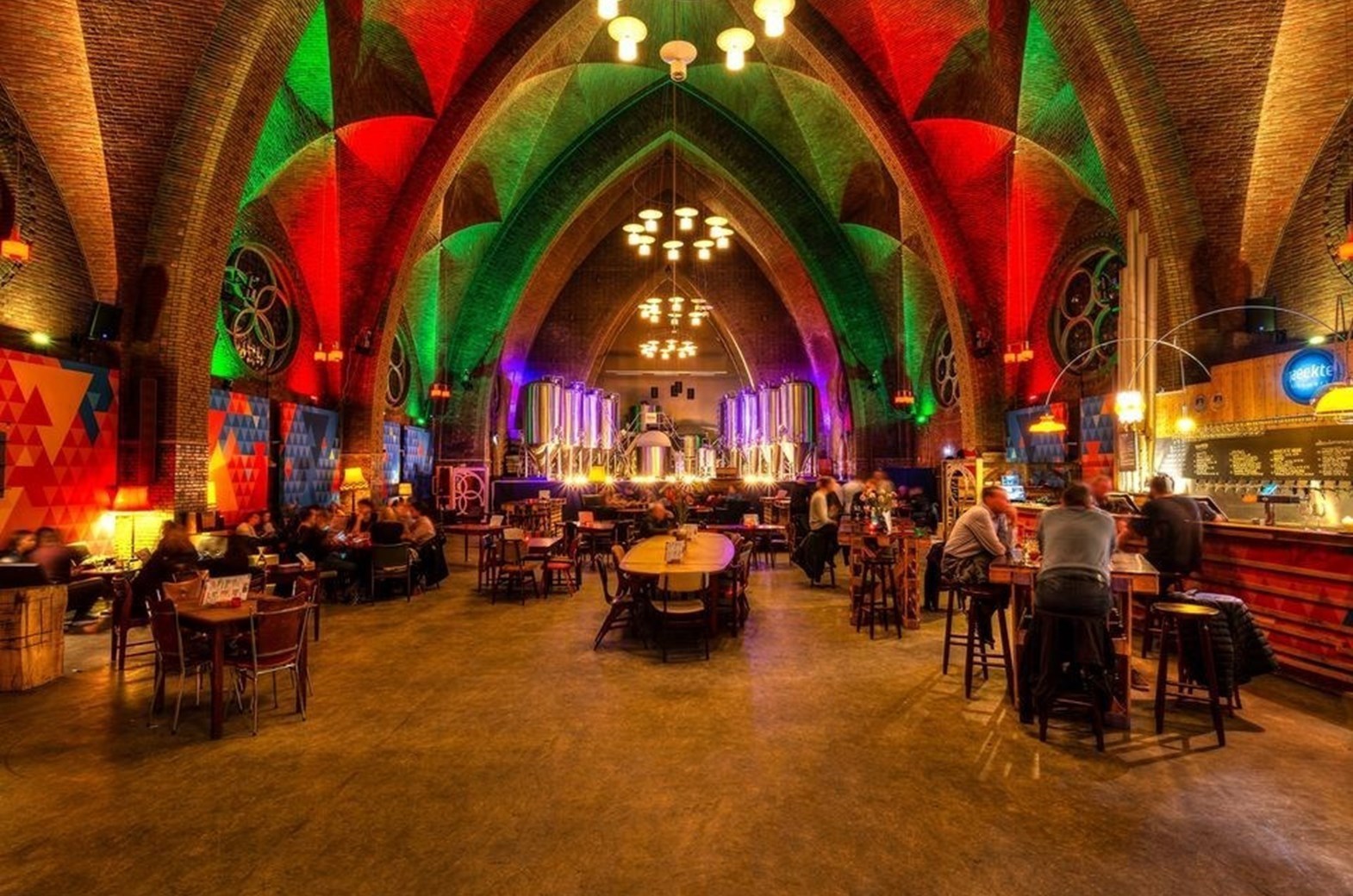 Vergaderen in een Kerk in Amstelveen