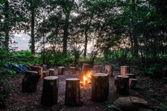 Vergaderen in een  Saksische boerderij Vergaderen in een  Saksische boerderij