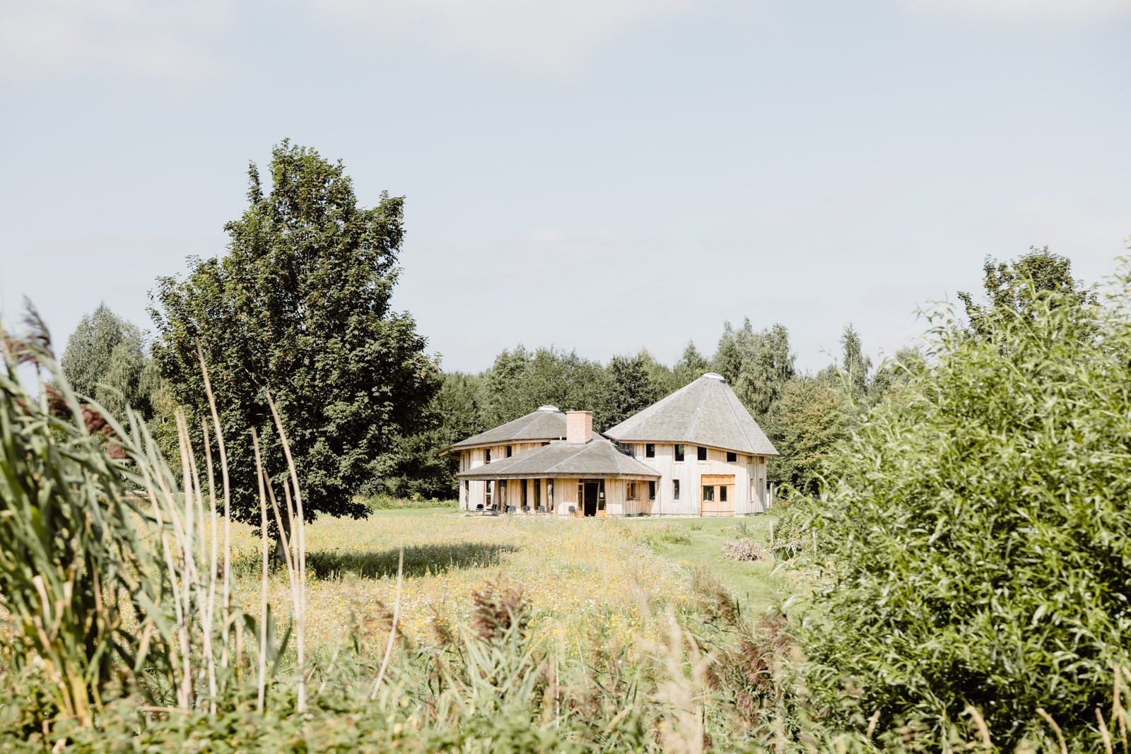 Vergaderen in een bijzonder Slot in de natuur met unieke Torenzaal