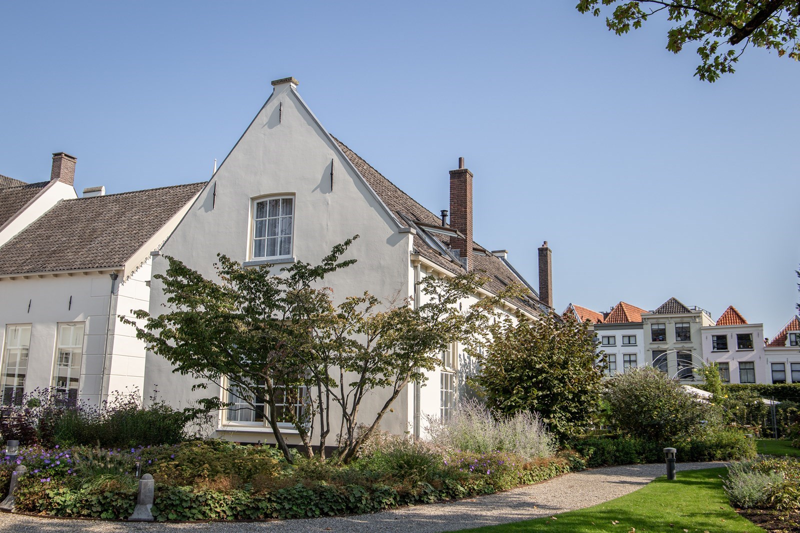 Vergaderen in een voormalig 14e eeuws klooster in het centrum van Utrecht