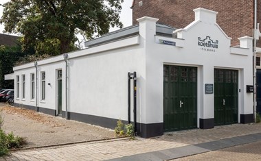 Historisch Koetshuis met unieke golfsimulator Historisch Koetshuis met unieke golfsimulator