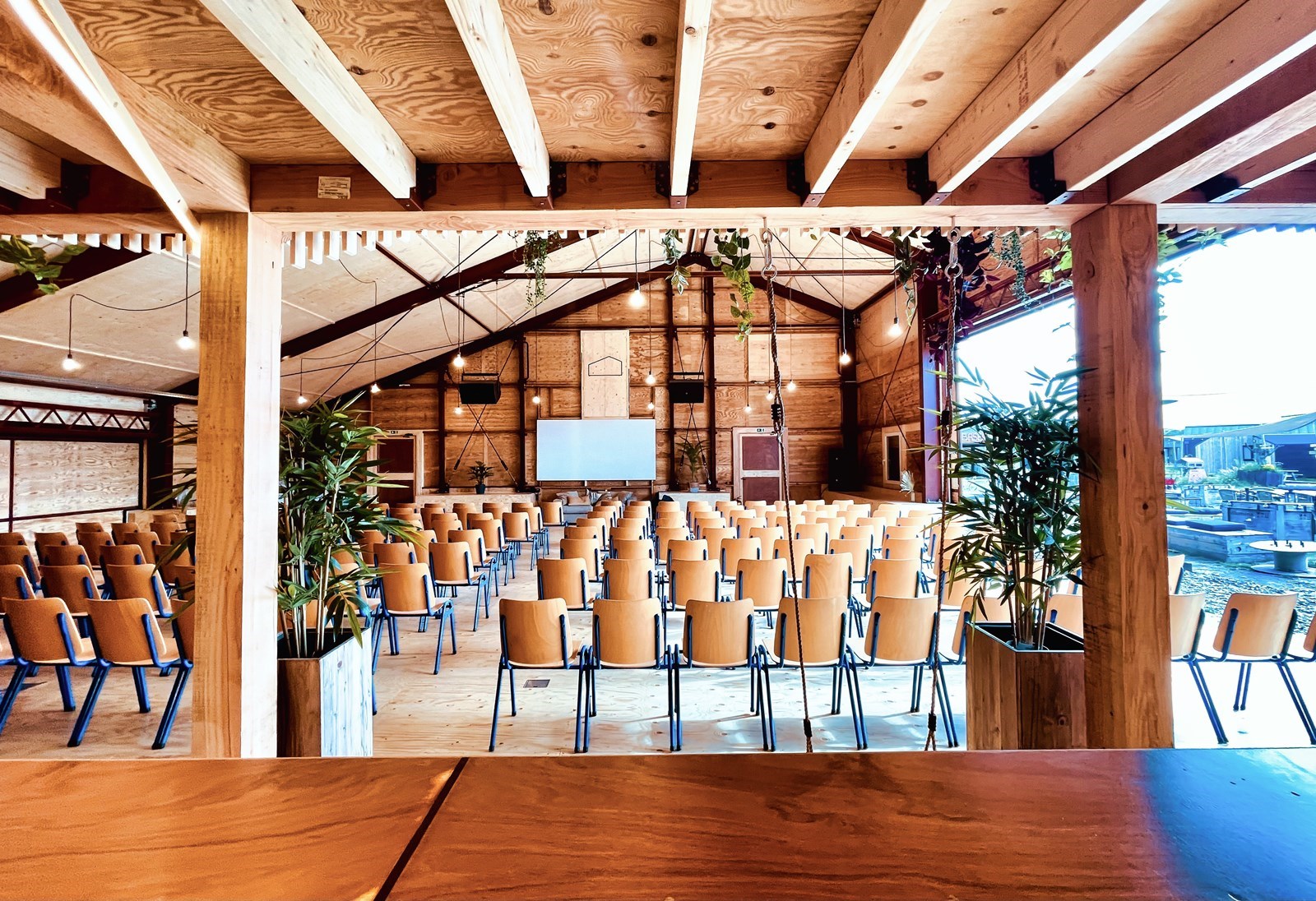 Vergaderen op een uniek eco-resort op 2 minuten lopen van het strand