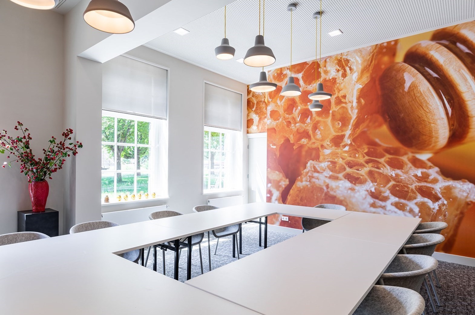 Vergaderen in de Mauritskazerne