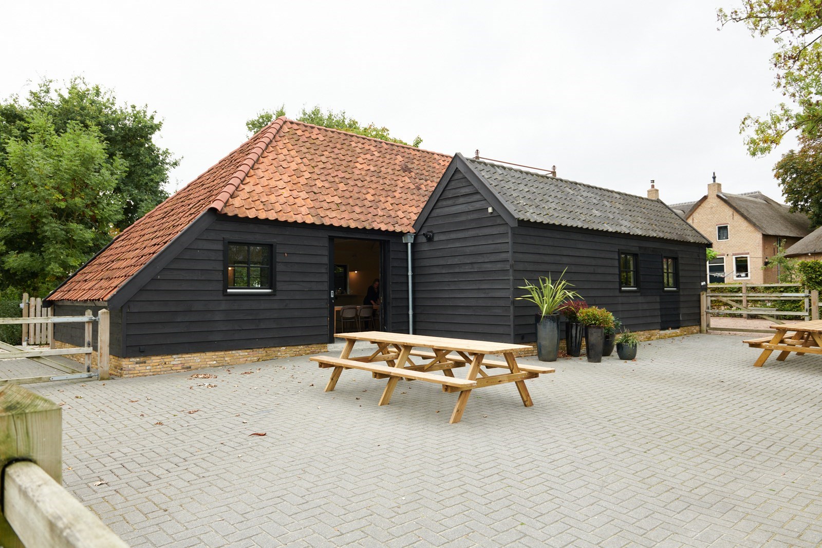 Vergaderen in het Koetshuis van een monumentale boerderij uit 1550