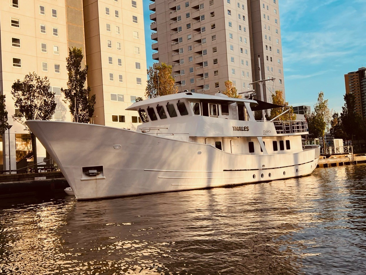 Vergaderen aan boord van een bijzonder Yacht in het centrum van Rotterdam