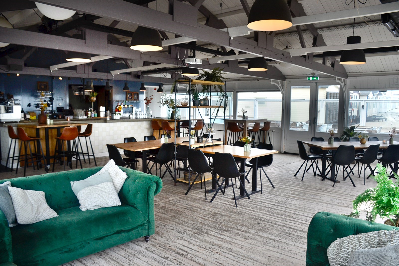 Vergaderen aan zee vlakbij Amsterdam en met gratis parkeerplek