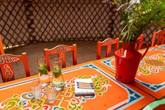 Vergaderen in een Mongoolse Yurt Vergaderen in een Mongoolse Yurt