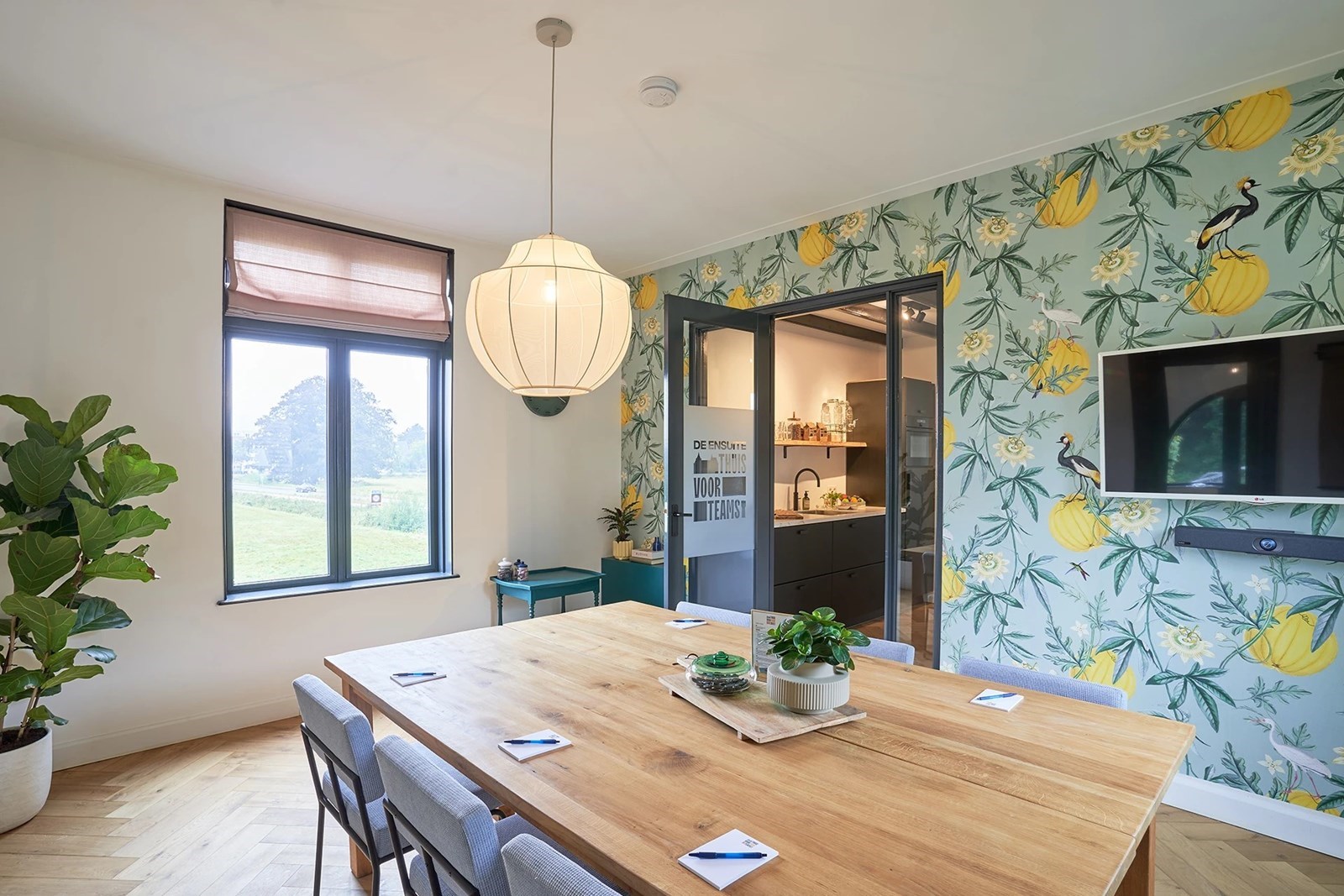 Vergaderen in een karakteristiek pand aan de rand van het bos