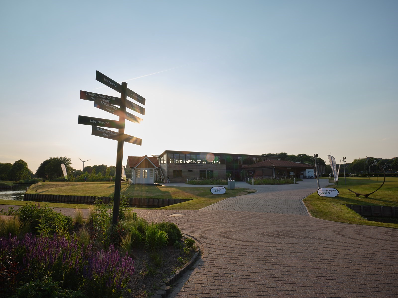 Origineel vergaderen op de golfbaan in Amsterdam