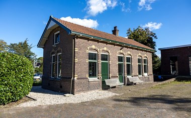 Machinistenhuisje aan de Baarnse Bosrand Machinistenhuisje aan de Baarnse Bosrand