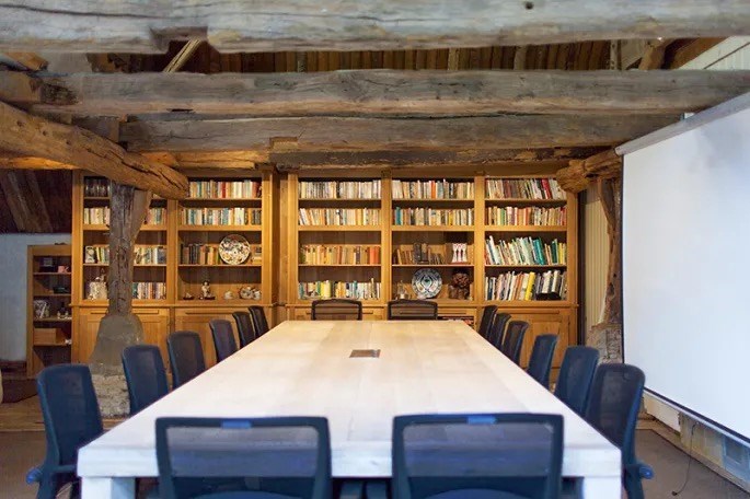 Origineel vergaderen en overnachten in een monumentale boerderij