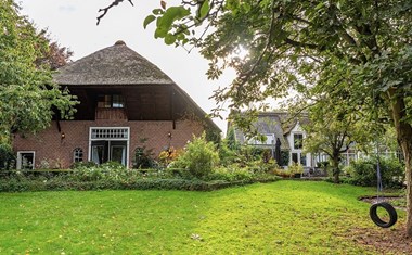 Origineel vergaderen en overnachten in een monumentale boerderij Origineel vergaderen en overnachten in een monumentale boerderij