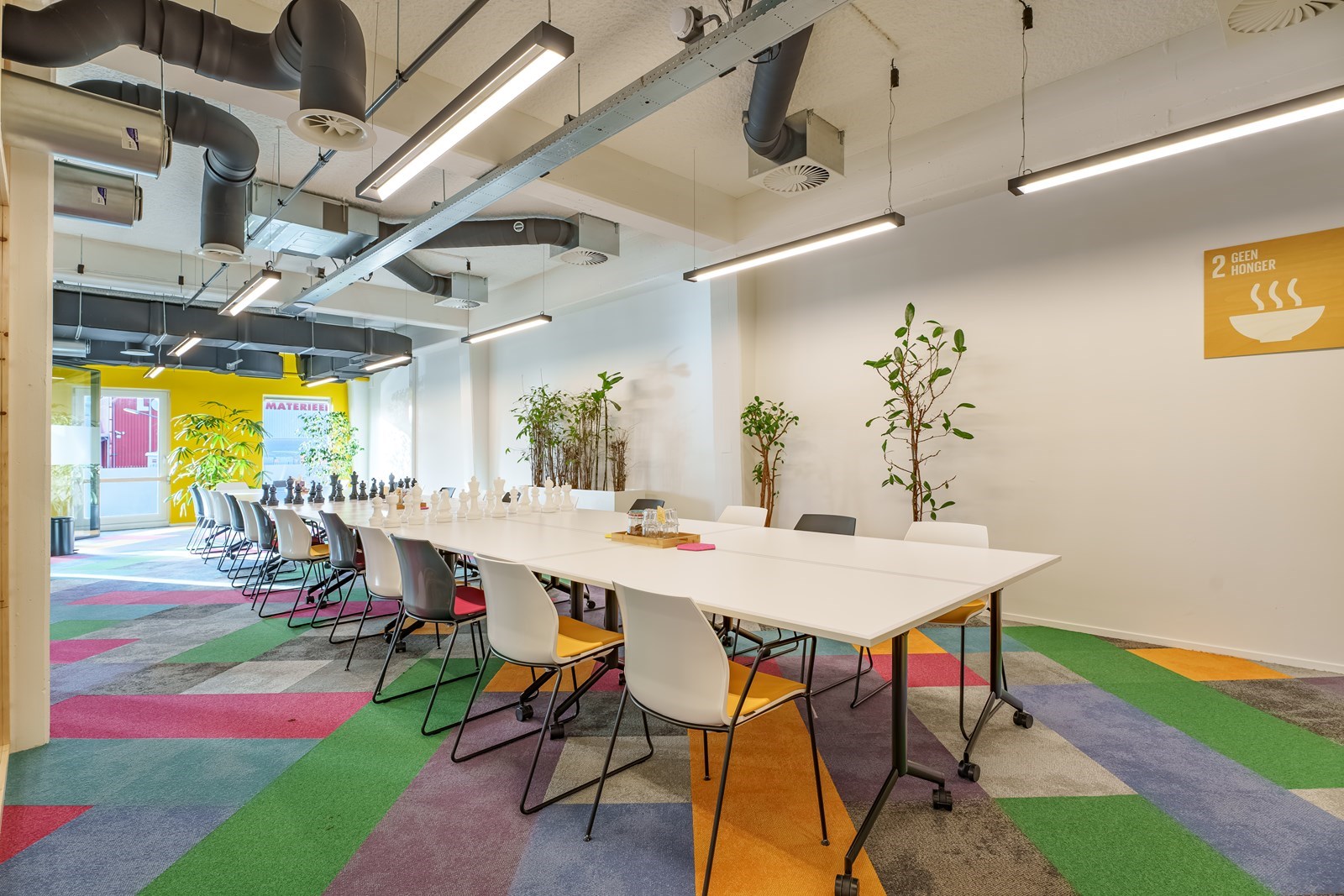 Origineel vergaderen in de Kauwgomballenfabriek in Amsterdam