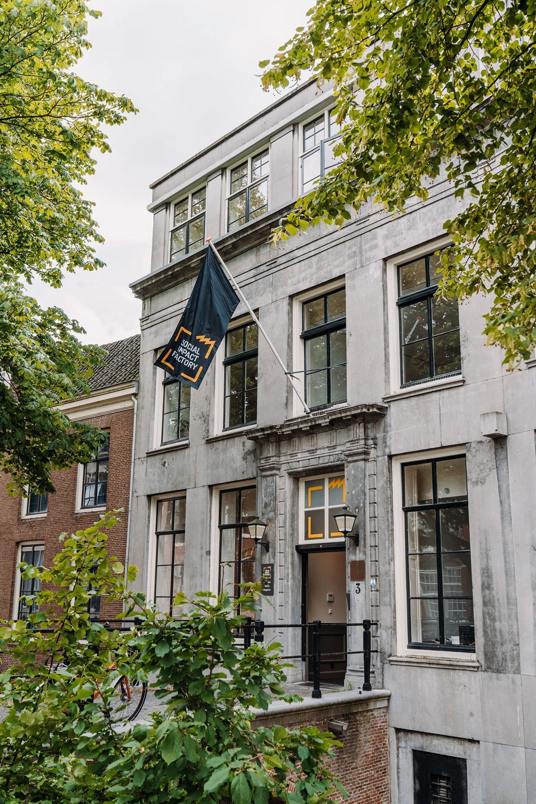 Vergaderen in hartje Utrecht waar historie en modern design samenkomen