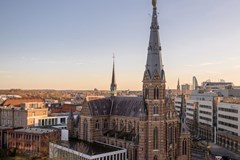 Origineel vergaderen in een Kerk in Eindhoven Origineel vergaderen in een Kerk in Eindhoven