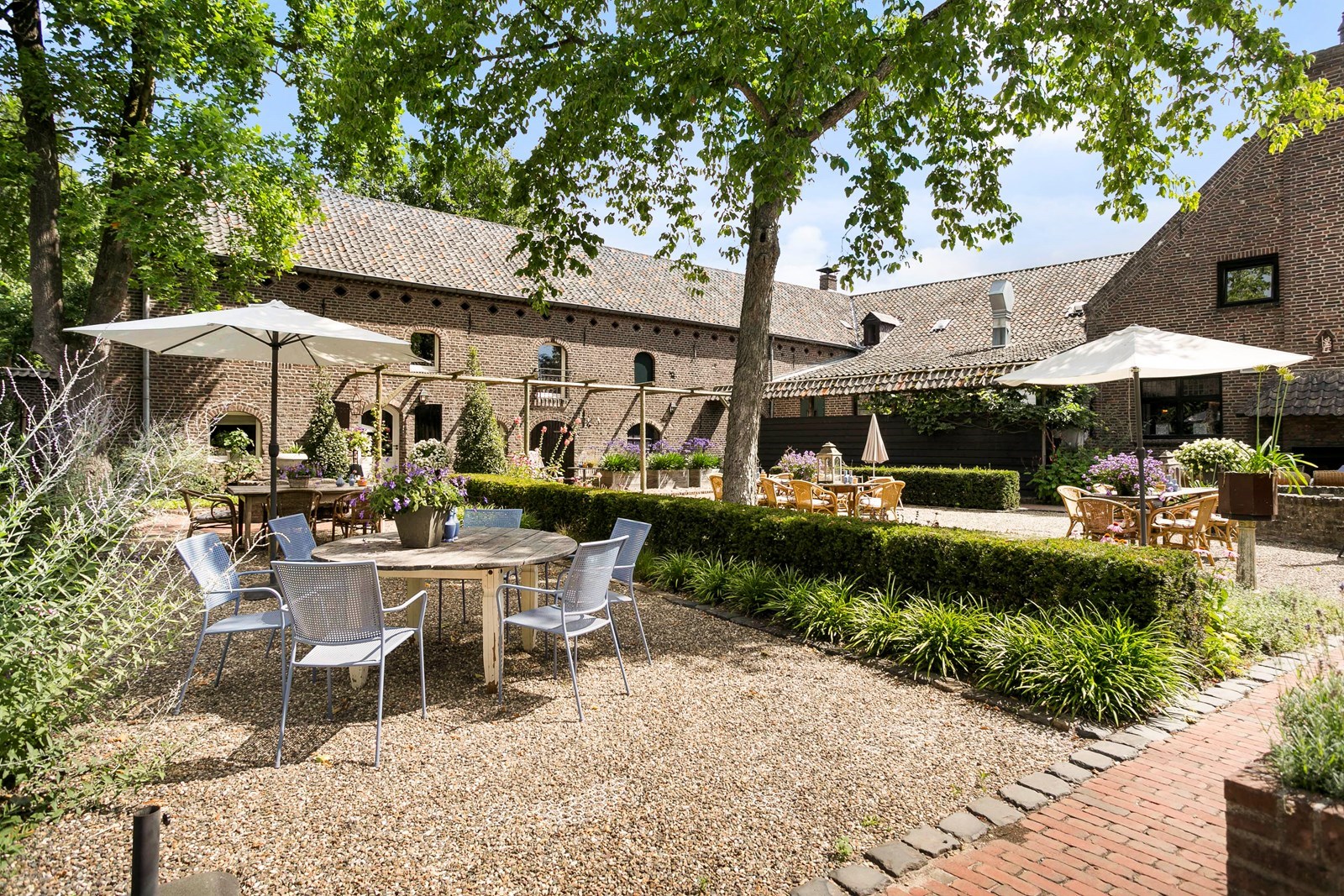 Origineel vergaderen in een unieke carréboerderij uit 1662