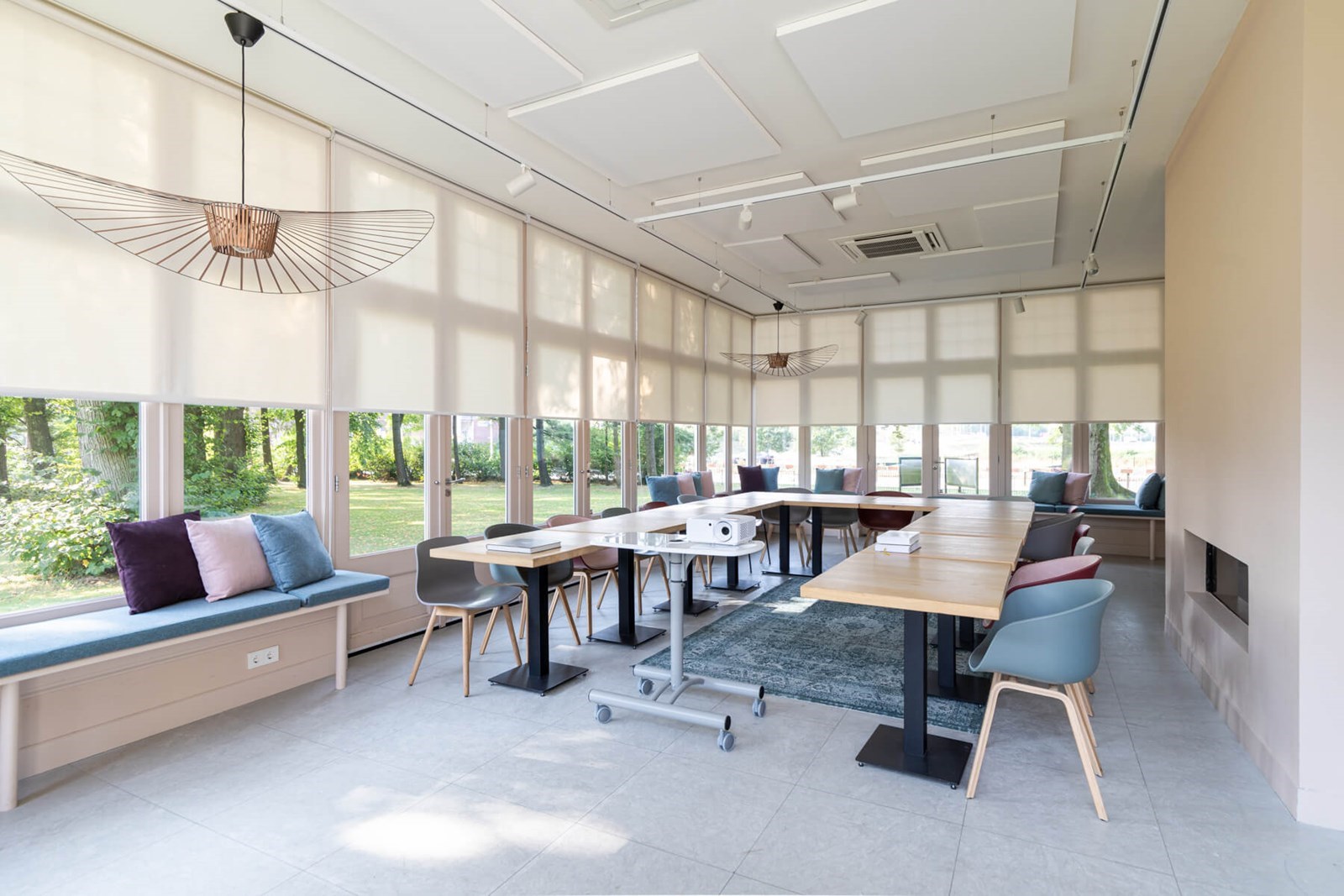 Origineel vergaderen in een oude burgemeesterswoning in het groen