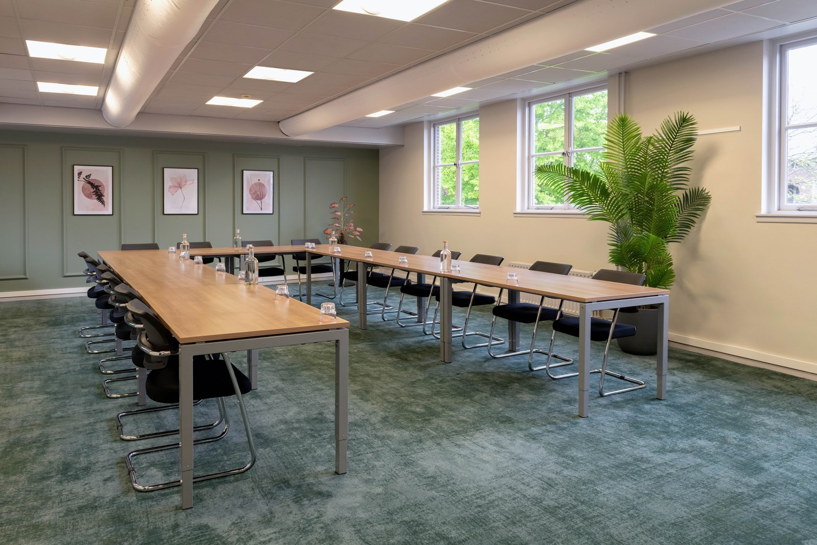 Vergaderen in een huiselijke sfeer aan de historische Nieuwegracht in Utrecht