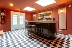 Origineel vergaderen in een stijlvol herenhuis midden in Amsterdam Origineel vergaderen in een stijlvol herenhuis midden in Amsterdam