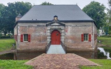 Origineel vergaderen in een Kruithuis uit de 17e-eeuw Origineel vergaderen in een Kruithuis uit de 17e-eeuw