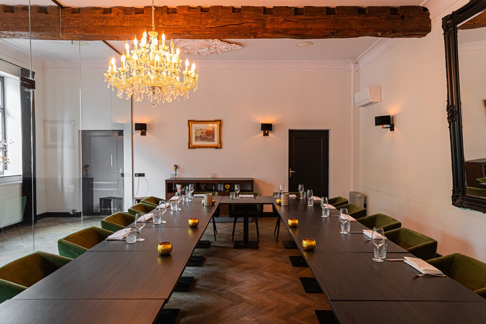 Vergaderen in het oudste kasteeldorp van Nederland 