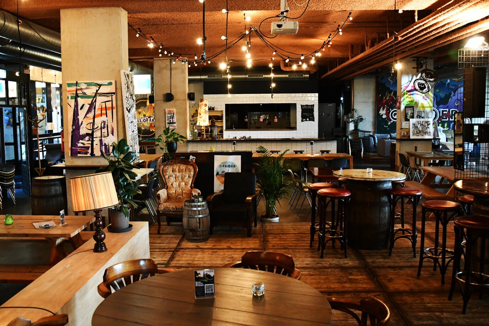 Origineel vergaderen in een biercafé in Utrecht