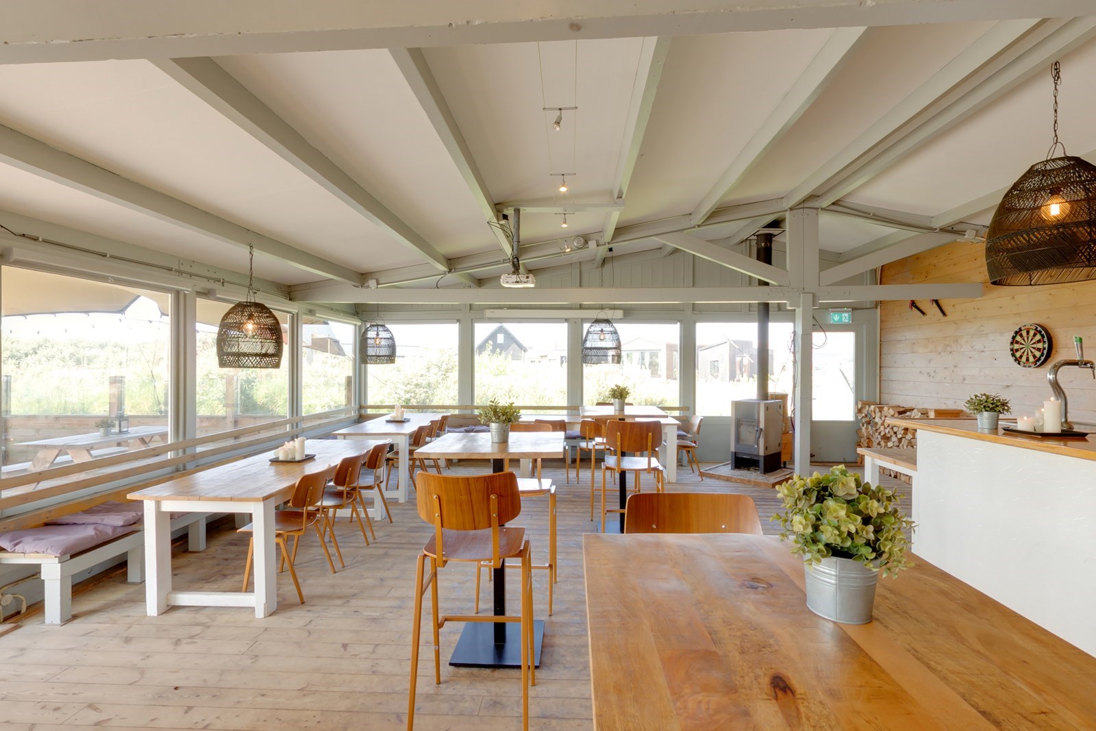 Origineel vergaderen in je eigen strandpaviljoen aan een privéstrand