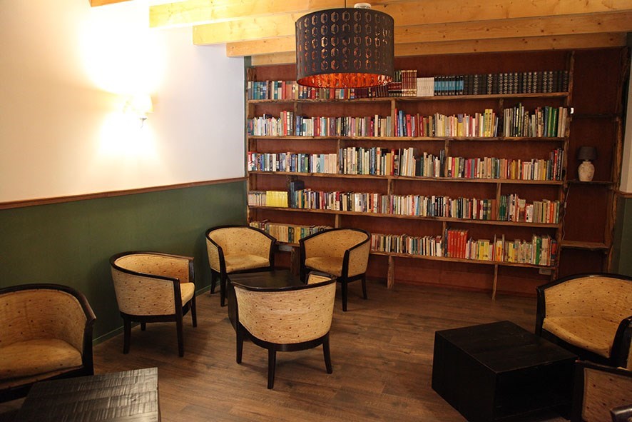 Vergaderen en overnachten in een Boomhut