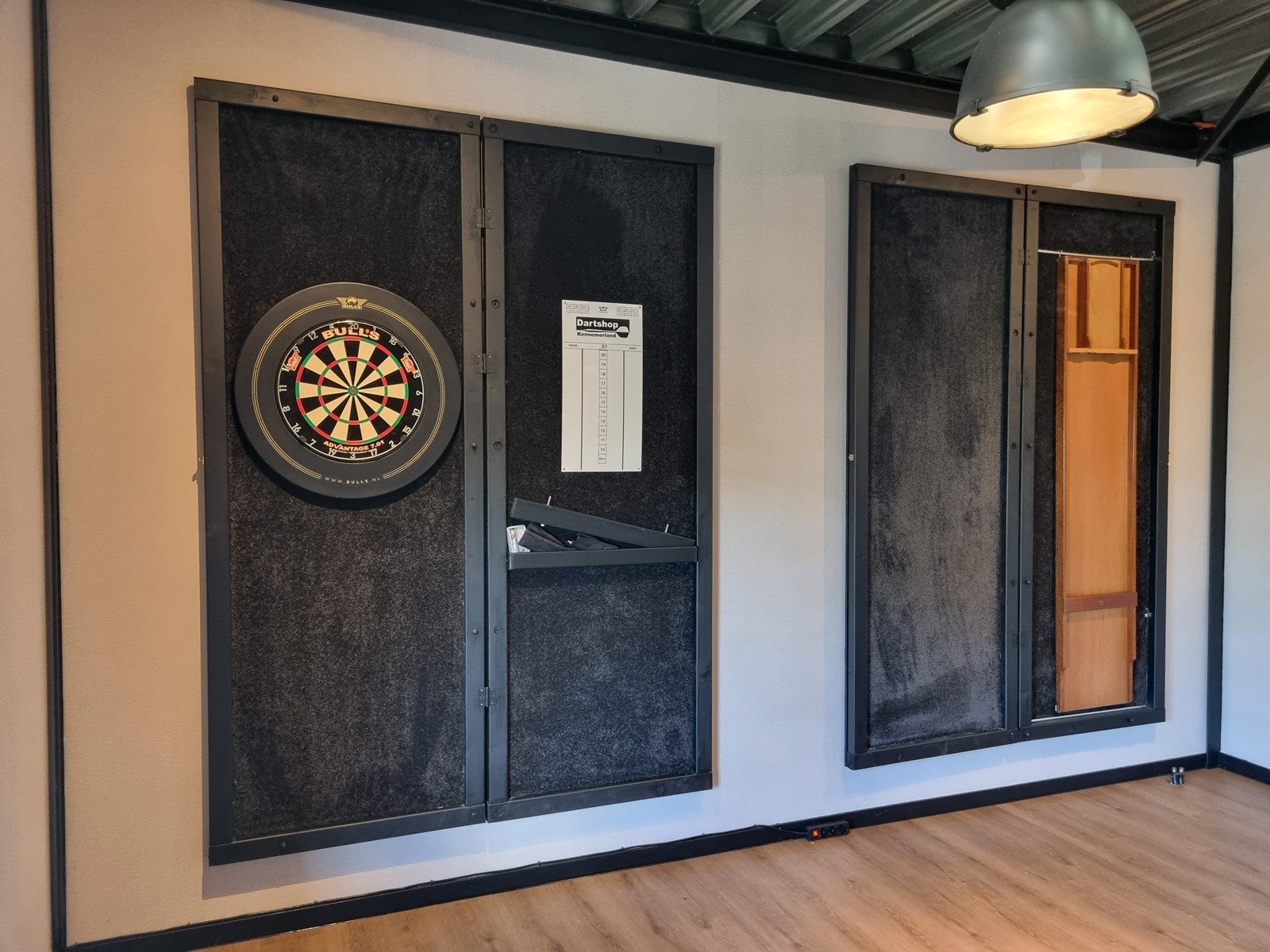 Origineel vergaderen in Amsterdam en ontspannen op de golfsimulator