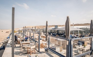 Vergaderen op het strand van Wassenaar Vergaderen op het strand van Wassenaar