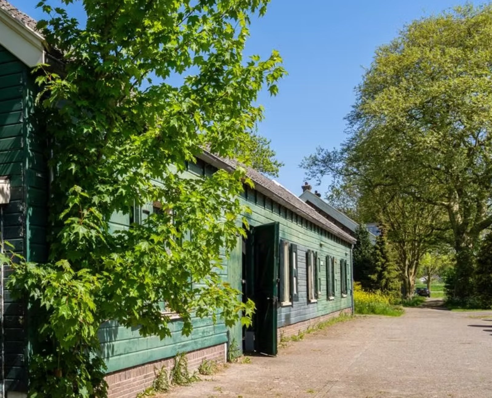 Vergaderen in een historische genieloods op een volledig privé forteiland op slechts 12 minuten van Amsterdam