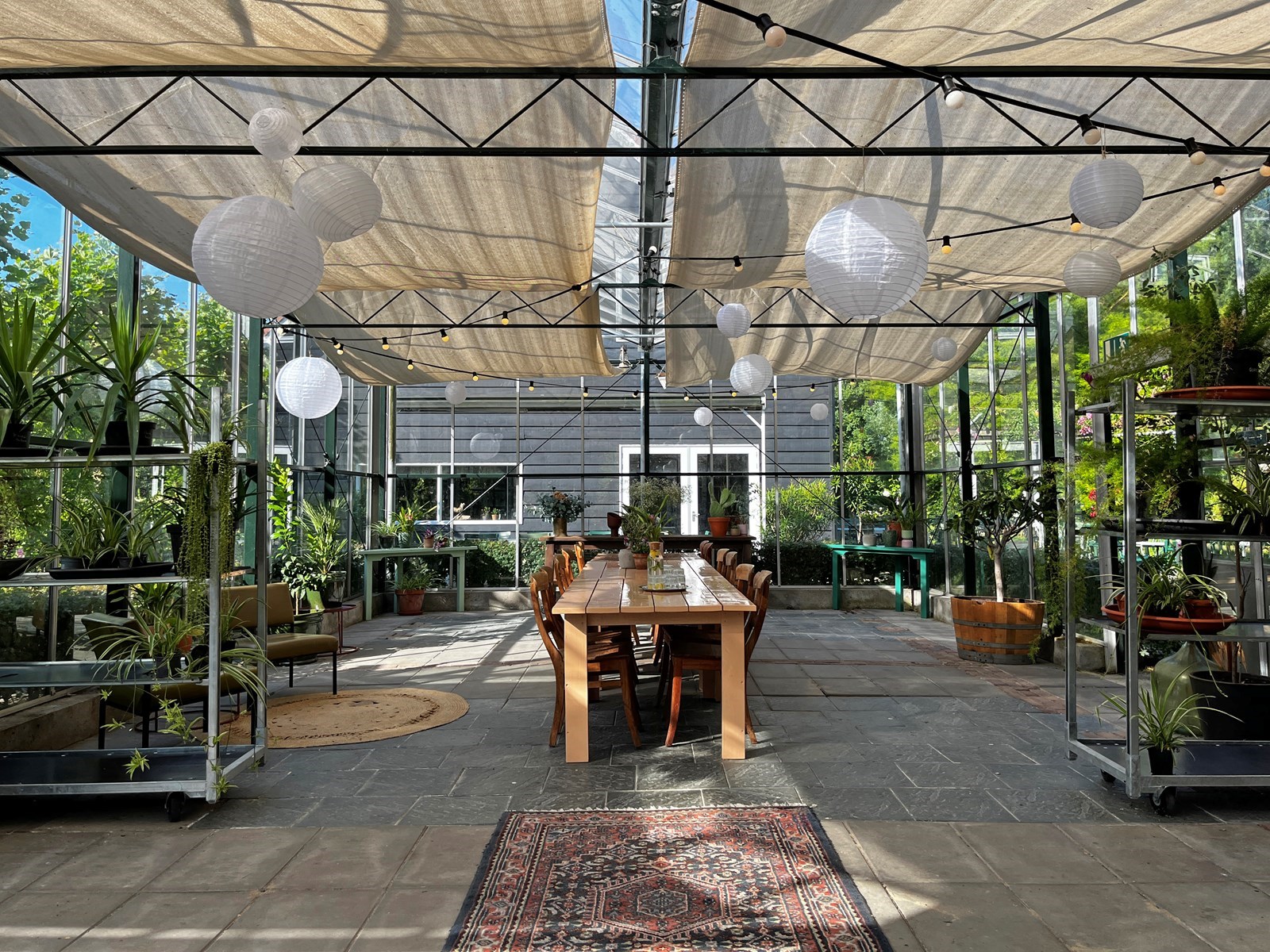 Vergaderen in een Kas in een groene Zeeuwse oase