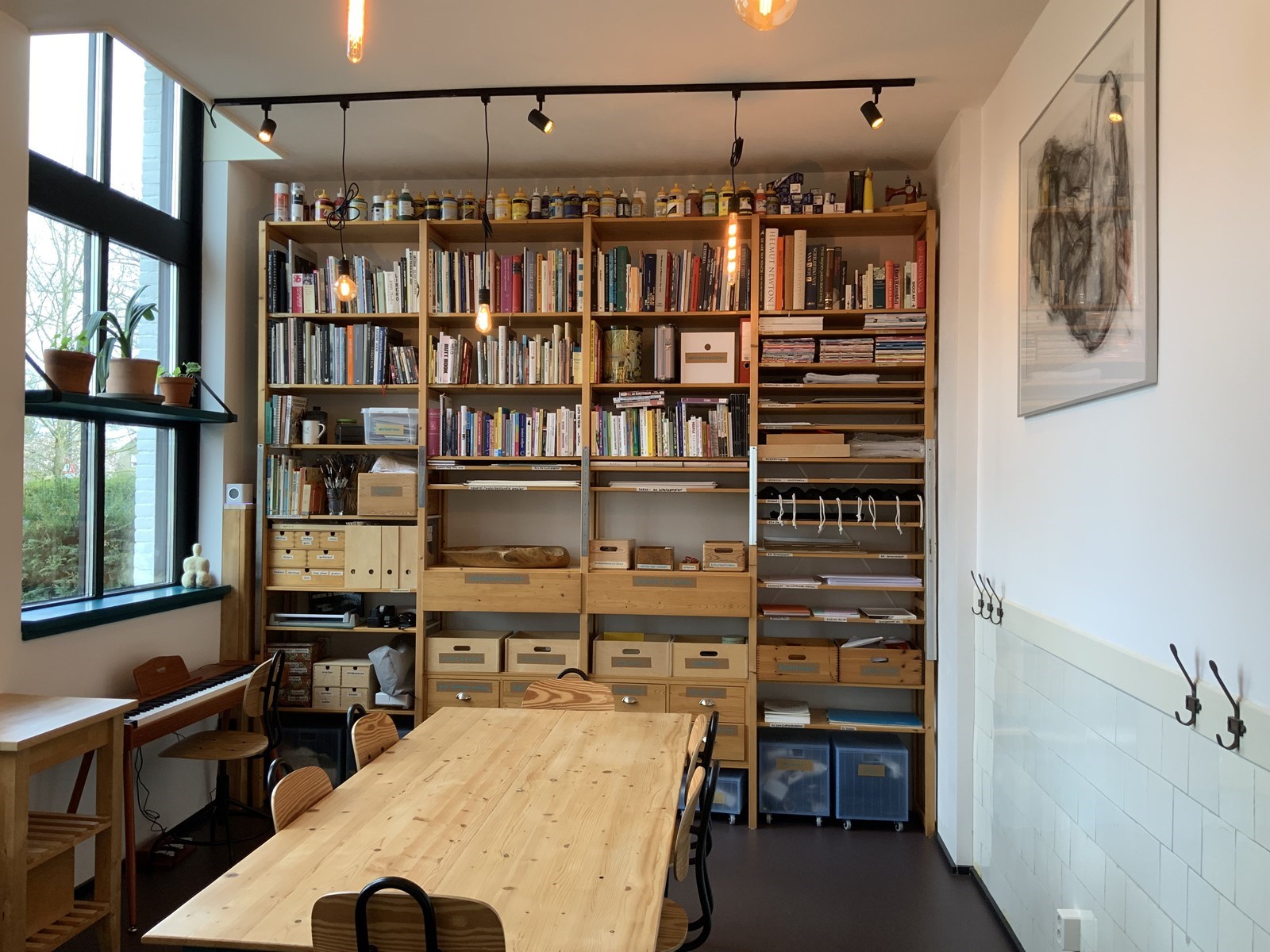 Vergaderen in een voormalige school uit 1902