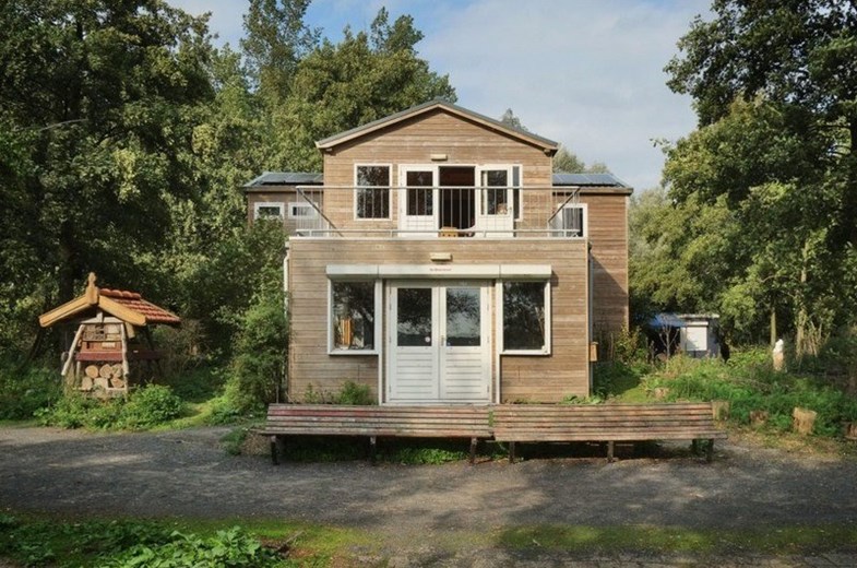 Energieneutraal houten huis vlakbij de Zuidas Energieneutraal houten huis vlakbij de Zuidas