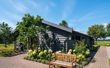 Vergaderen in een voormalige varkensstal Vergaderen in een voormalige varkensstal
