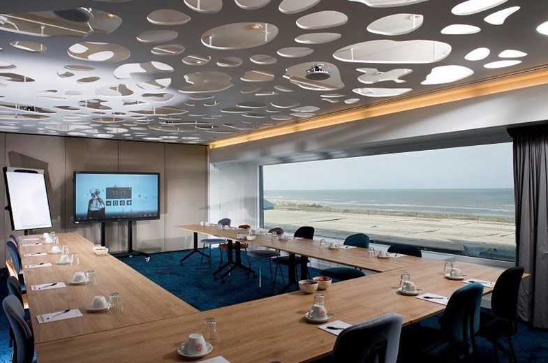 Dit zijn de 5 meest bijzondere vergaderlocaties aan de kust