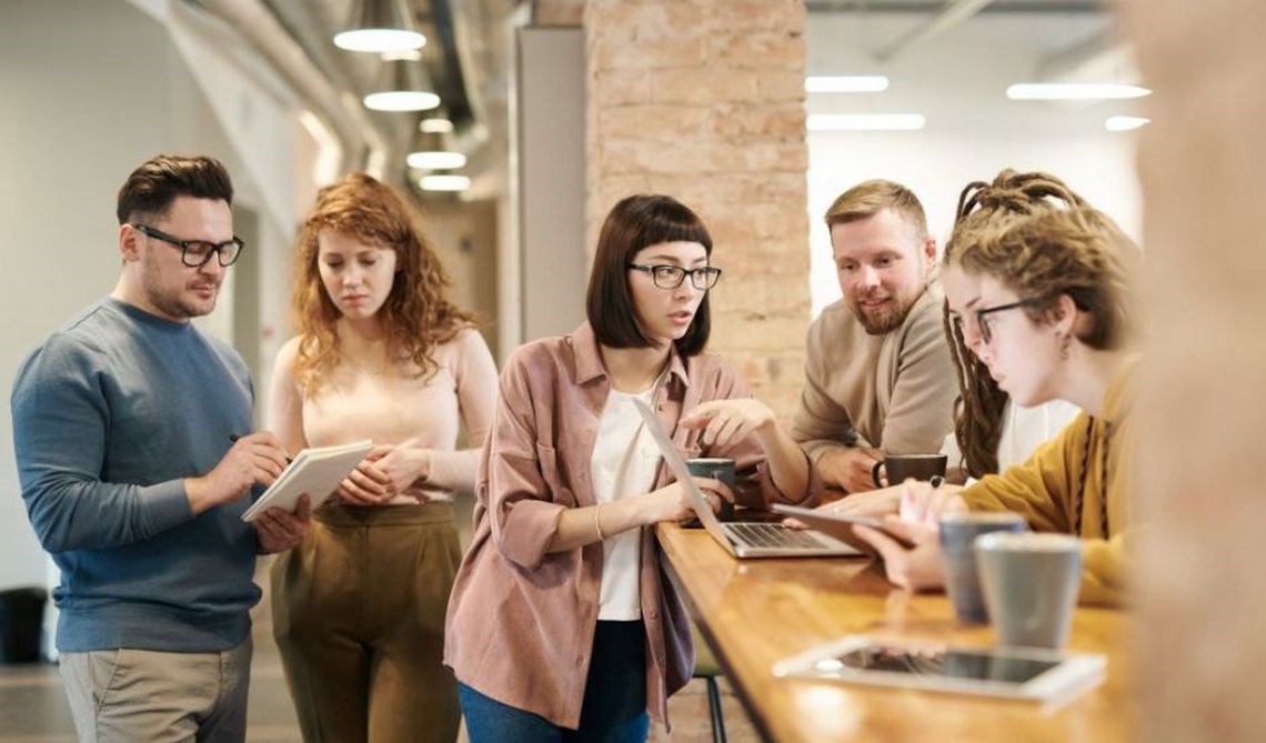 Een effectieve vergadering plannen? Sta op!