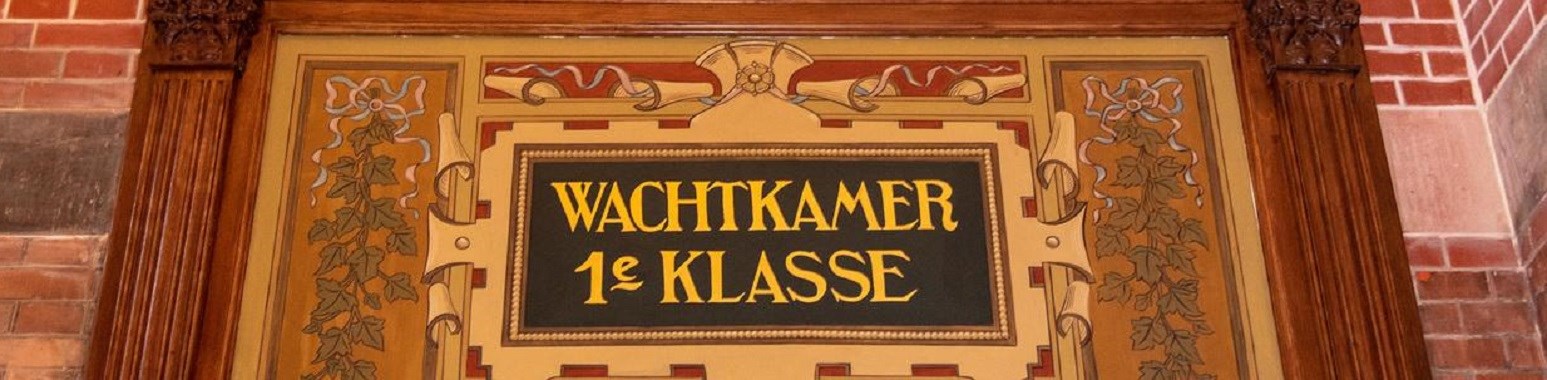 Vergaderen op een station